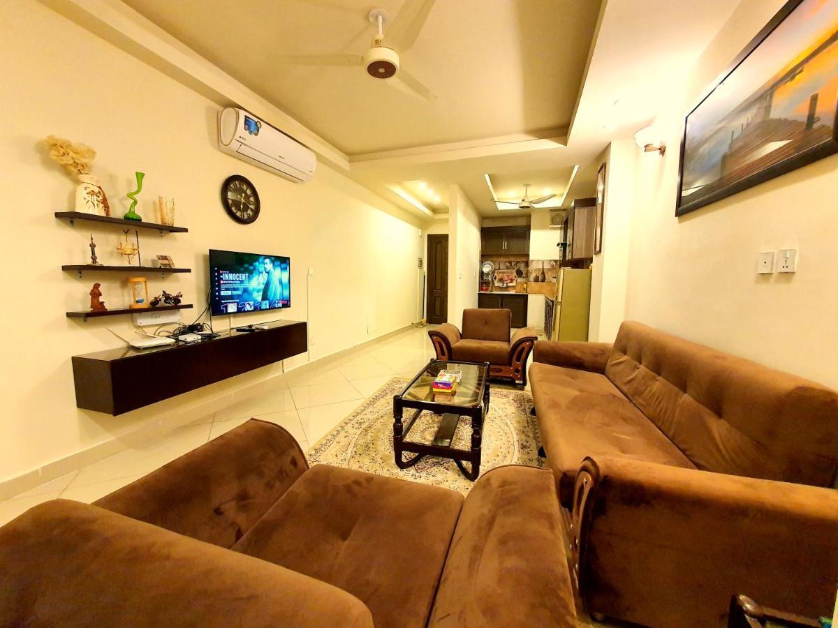 The Millenial Apartments & Suites Bahria Town Rawalpindi Eksteriør billede
