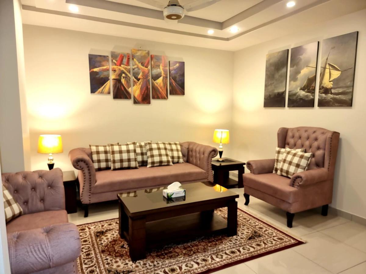 The Millenial Apartments & Suites Bahria Town Rawalpindi Eksteriør billede