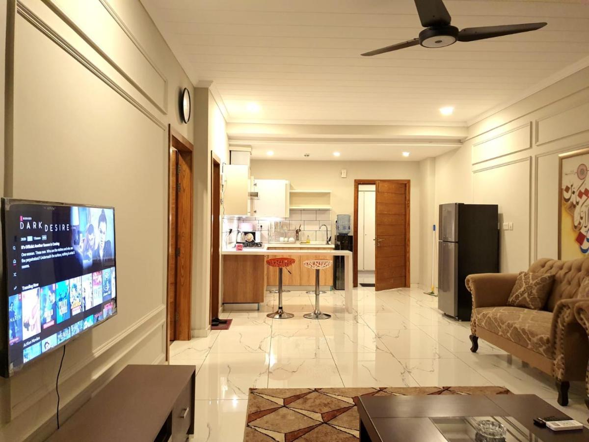The Millenial Apartments & Suites Bahria Town Rawalpindi Eksteriør billede